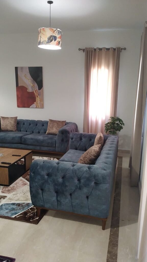 37f05e87-b808-4717-bdb8-dd984d4c02f3