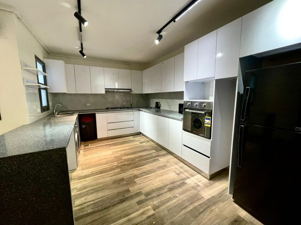 WhatsApp Image 2025-04-29 at 22.58.21 (3)