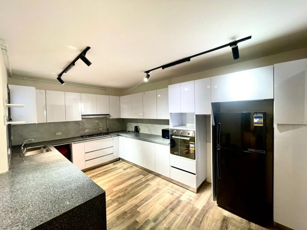 WhatsApp Image 2025-04-29 at 22.58.22 (2)