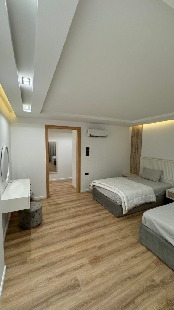 2024_12_08_20_46_IMG_3026