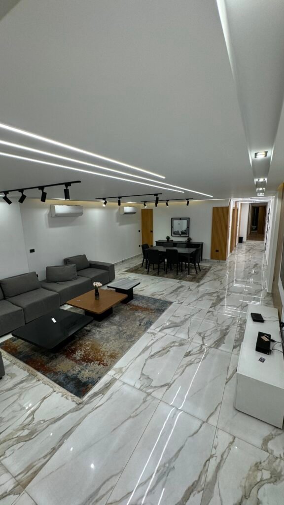 2024_12_08_20_53_IMG_3044