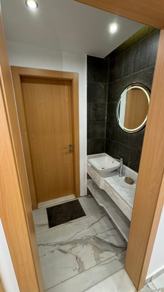 2024_12_08_20_55_IMG_3047