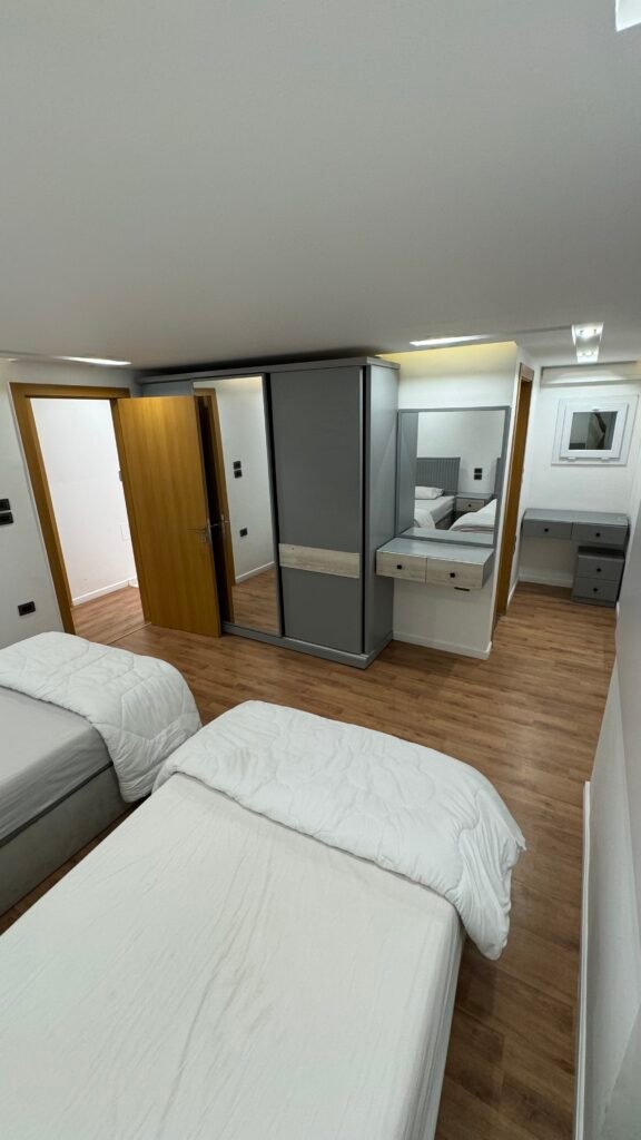 2024_12_08_20_56_IMG_3052