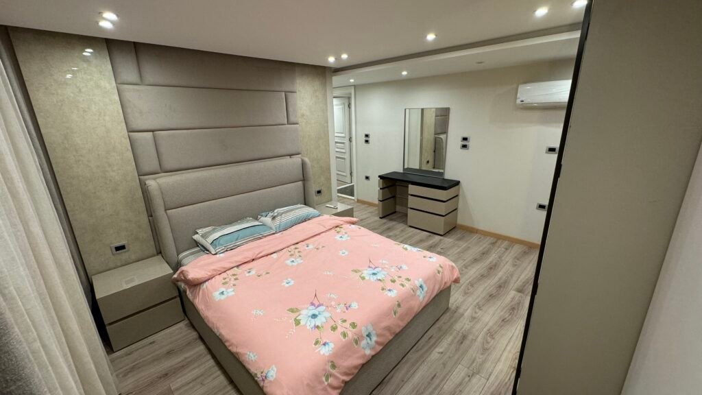 2024_12_08_21_28_IMG_3109