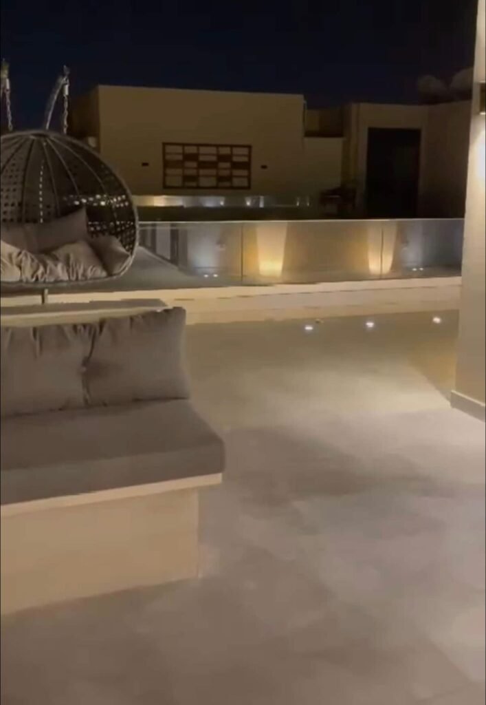 WhatsApp Image 2025-05-19 at 15.36.03 (1)