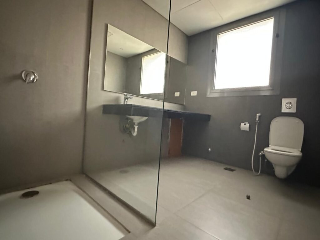 WhatsApp Image 2025-05-22 at 16.13.55 (1)