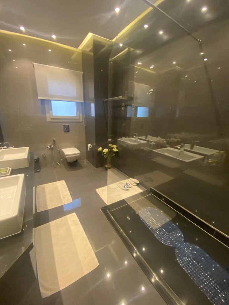 WhatsApp Image 2025-05-22 at 16.16.34 (1)