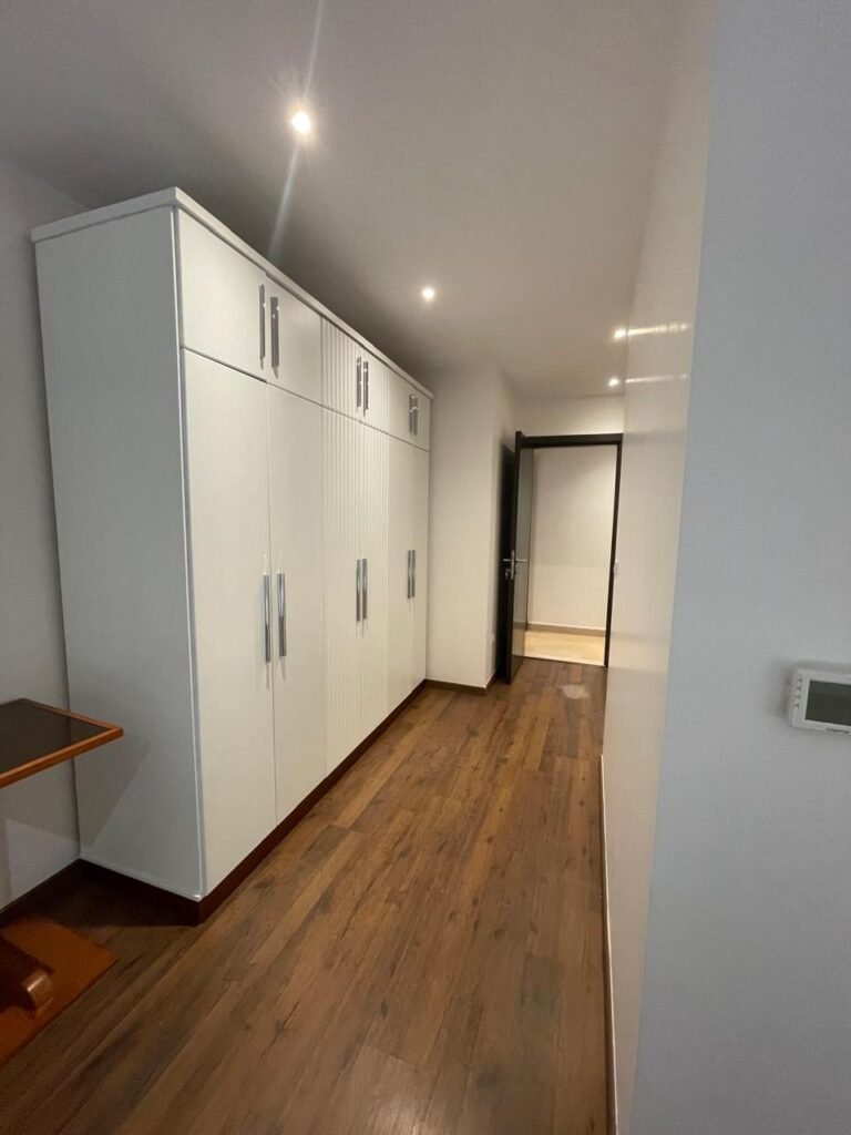 WhatsApp Image 2025-05-22 at 16.17.59 (1)