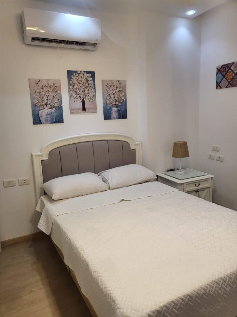 WhatsApp Image 2025-04-17 at 20.08.45 (3)